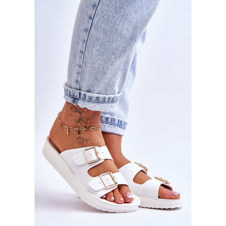 Papuci Dama Platforma Cu Dungi Alb Clever 1