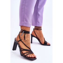 Sandale cu toc Tessoro negre la modă negru 2