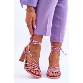 Sandale cu toc înalt Tessoro roz la modă 1 Sandale cu toc înalt Tessoro roz la modă 1