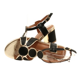 Evento Sandale pentru femei cu un superior decorativ 23SD35-5575 Negru și Aur 5