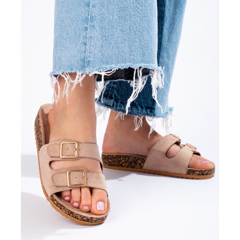 Goodin Papuci comozi cu catarame bej 1 Goodin Papuci comozi cu catarame bej 1