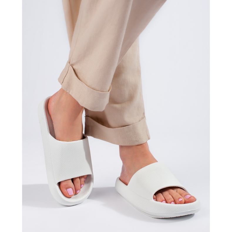 Seci albe pentru femei Shelovet 1