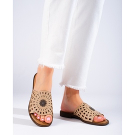 W. Potocki Papuci de damă ajurat bej închis de la Potocki 2