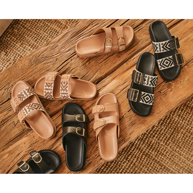 Marco Shoes Papuci cu catarame bej 1