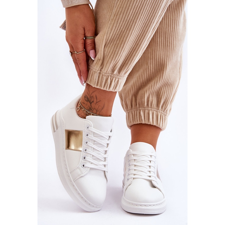 Pantofi sport clasici alb și auriu Follow Me 1 Pantofi sport clasici alb și auriu Follow Me 1