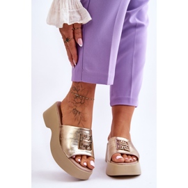 Lemar Papuci De Damă Platformă De Piele Cu Decorație Renna Aurie de aur 1 Lemar Papuci De Damă Platformă De Piele Cu Decorație Renna Aurie de aur 1