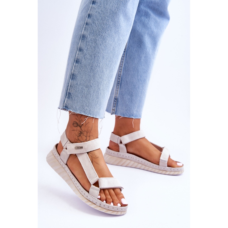 Sandale Velcro din piele intoarsa Big Star LL276014 bej 2 Sandale Velcro din piele intoarsa Big Star LL276014 bej 2