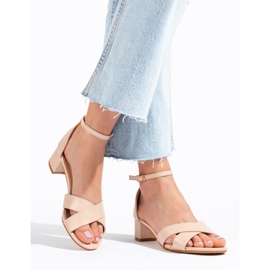 Sandale bej elegante cu toc mic de la Shelovet 2