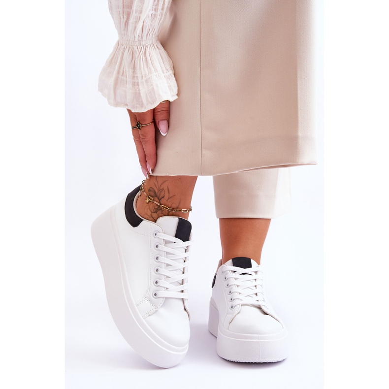 Pantofi sport pe o platformă masivă Boneti alb și negru 1