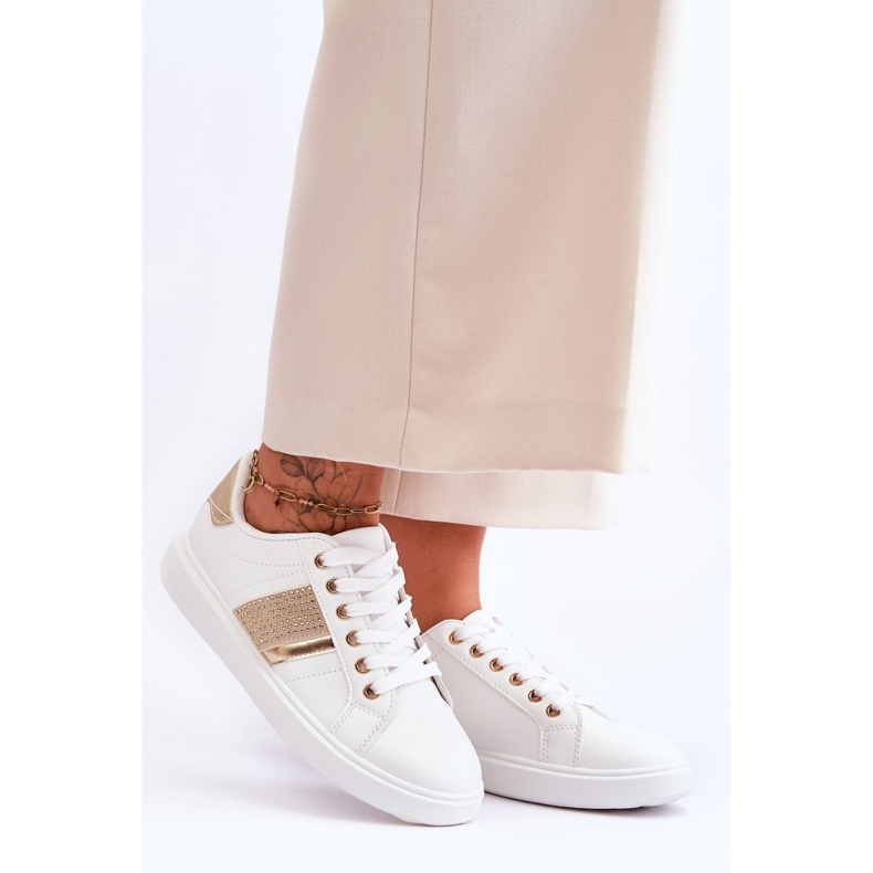 Pantofi Sport Dama Cu Jeturi Alb-Auriu Axelle 1 Pantofi Sport Dama Cu Jeturi Alb-Auriu Axelle 1