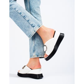 Sandale albe cu pană Shelovet 1 Sandale albe cu pană Shelovet 1