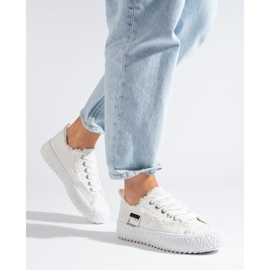 Tenisi albi cu platformă Shelovet 1 Tenisi albi cu platformă Shelovet 1