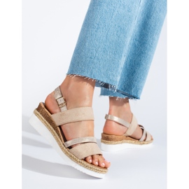 Sandale de damă bej Shelovet cu pană 1