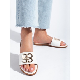 Papuci albi de dama cu decor auriu Shelovet 1 Papuci albi de dama cu decor auriu Shelovet 1